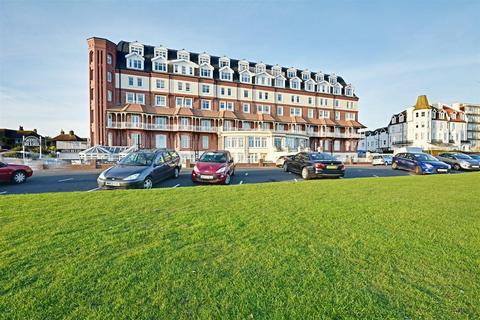 1 bedroom flat for sale, De La Warr Parade, Bexhill-On-Sea