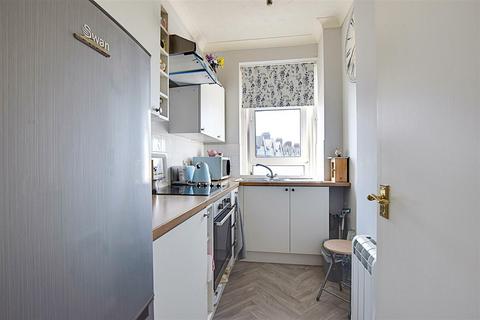 1 bedroom flat for sale, De La Warr Parade, Bexhill-On-Sea