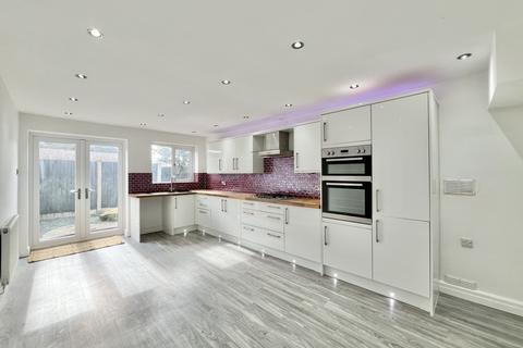2 bedroom semi-detached house for sale, Nightingale Drive, Poulton-Le-Fylde FY6