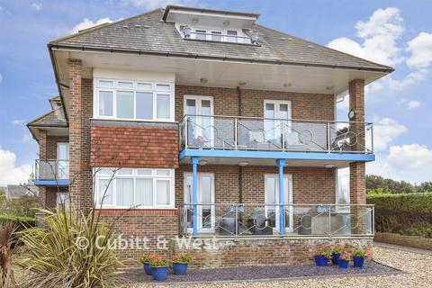 undefined, Lakeview, Rustington BN16