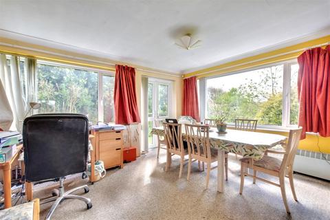 4 bedroom detached house for sale, Meeks Road, Arnold, Nottingham