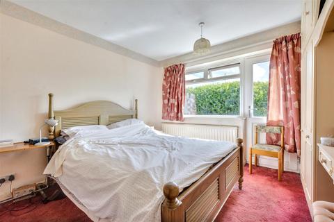 4 bedroom detached house for sale, Meeks Road, Arnold, Nottingham