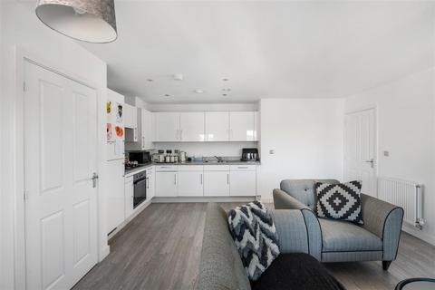 2 bedroom apartment for sale, Killick Close, Crawley