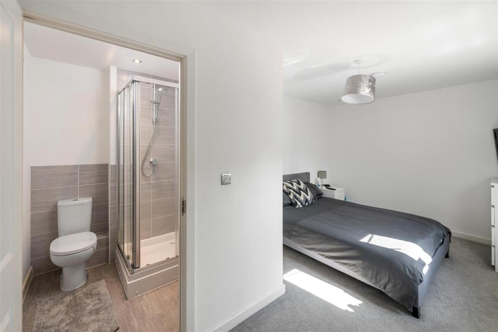 7 Holton House internals1.jpg