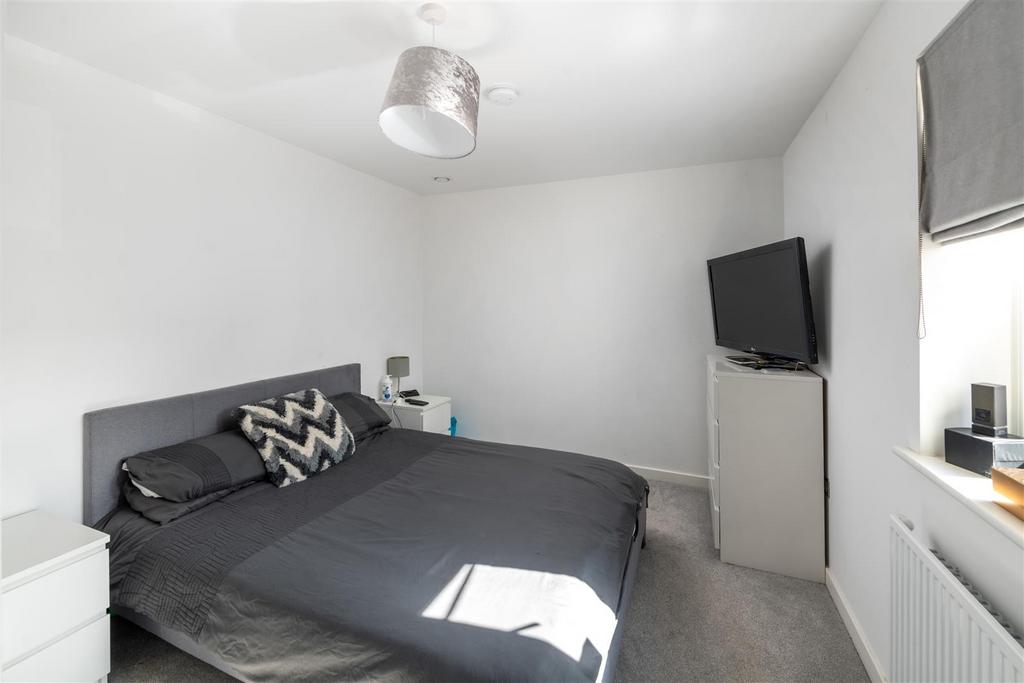 7 Holton House internals2.jpg