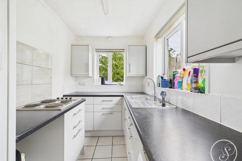 2 bedroom detached house for sale, Nixon Avenue, Leeds