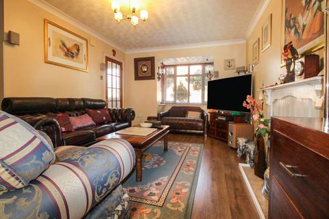 3 bedroom semi-detached house for sale, Lake View, Bedford