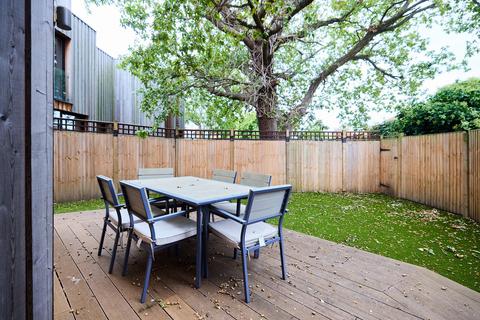 undefined, Crowntree Mews, London, NW7