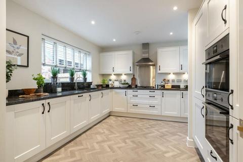 4 bedroom detached house for sale, Clavering Park, Cooden, Bexhill