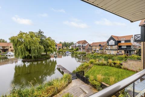 undefined, Bridge Walk, Burton Waters, Lincoln, Lincolnshire, LN1