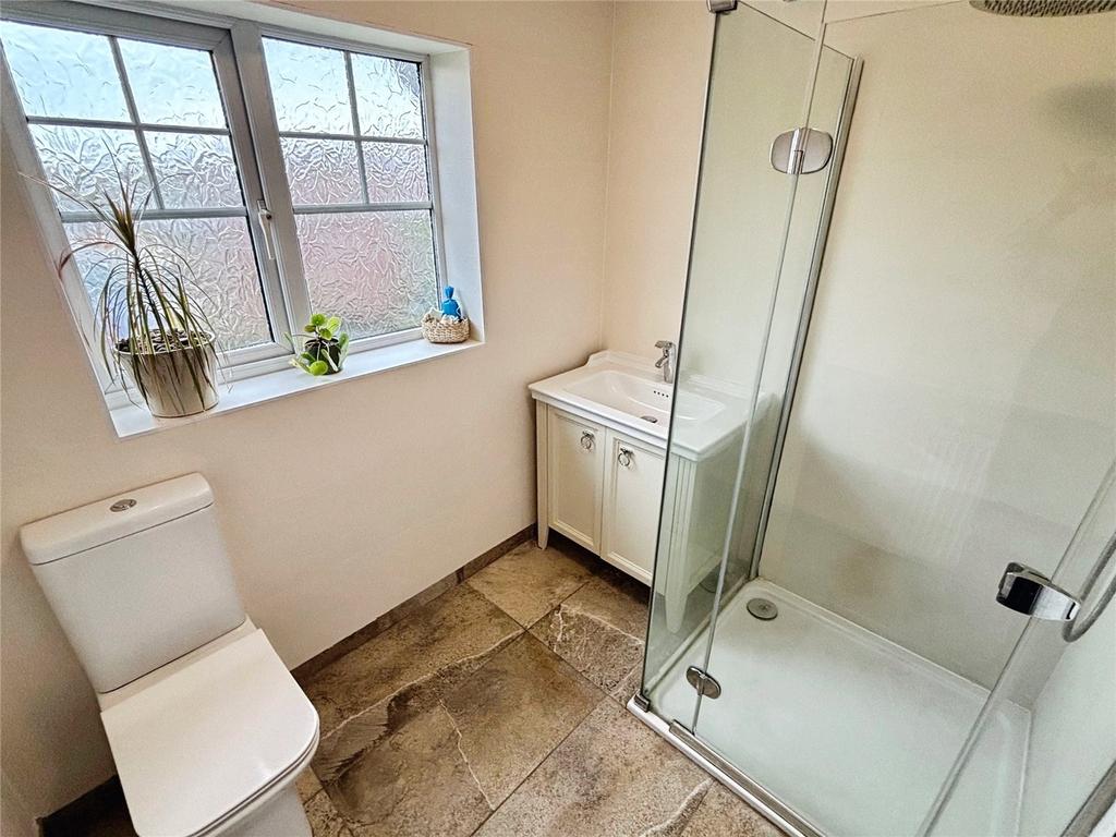 Family Shower Room