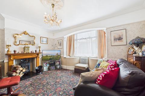 56 Podsmead Road, Gloucester, GL1 5PA