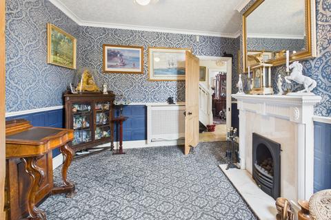56 Podsmead Road, Gloucester, GL1 5PA