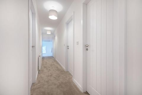 undefined, 4B Stirling Road, Drymen, G63 0BN
