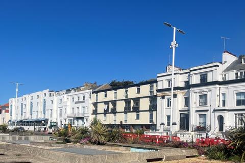 undefined, White Rock, Hastings TN34