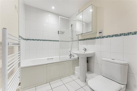 2 bedroom apartment to rent, Pancras Way, London, E3