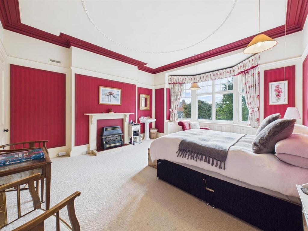 Bedroom: