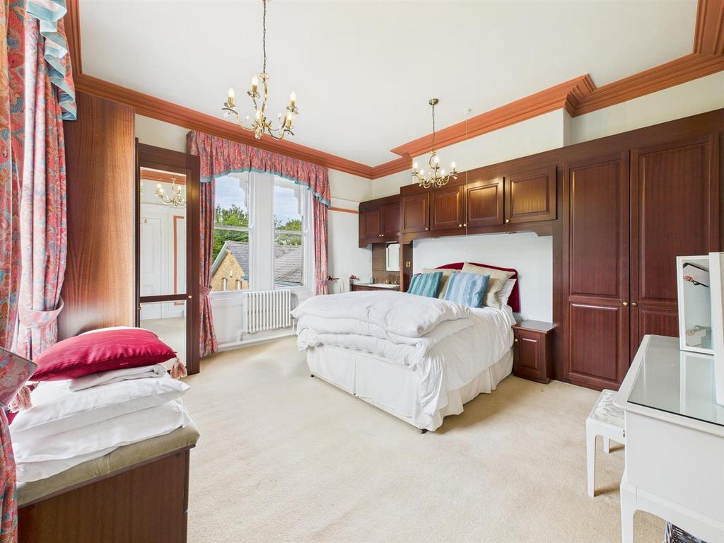 Bedroom: