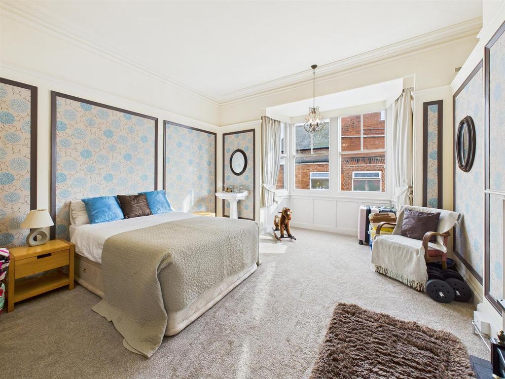 Bedroom: