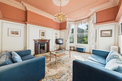 5 bedroom detached house for sale, Canton Villas, Bridlington
