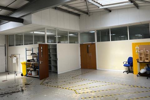 Warehouse to rent, Telford Rd Bicester OX26 4LD