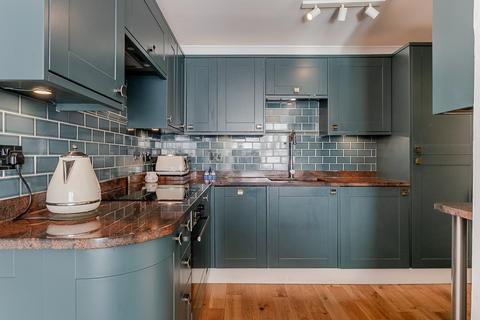 1/7 Ocean Way, Edinburgh, EH6 7DG