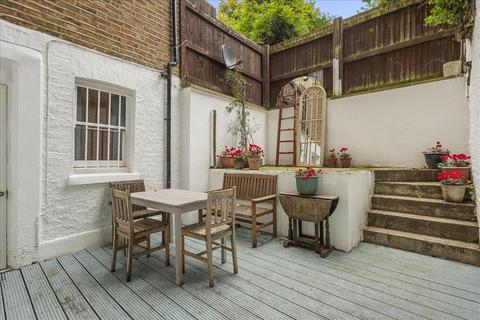 2 bedroom apartment to rent, Powis Gardens, London, W11