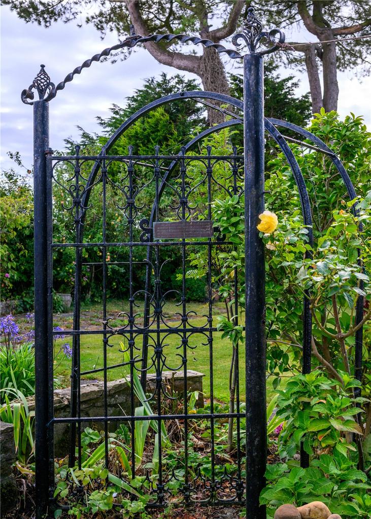 James Bennet Gates