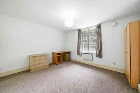 1 bedroom apartment to rent, Camden Road, London, Islington N7