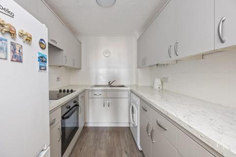 1 bedroom retirement property for sale, Nizells Avenue, Hove BN3