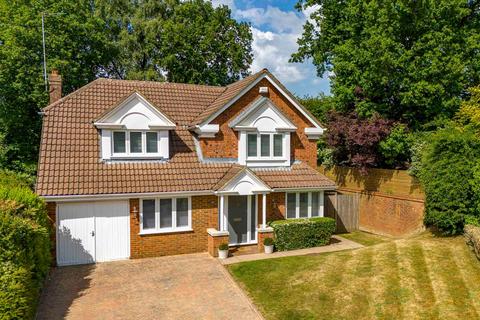 4 bedroom detached house for sale, Badger Way, High Wycombe HP15