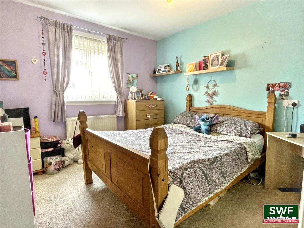 Bedroom2.1.jpg