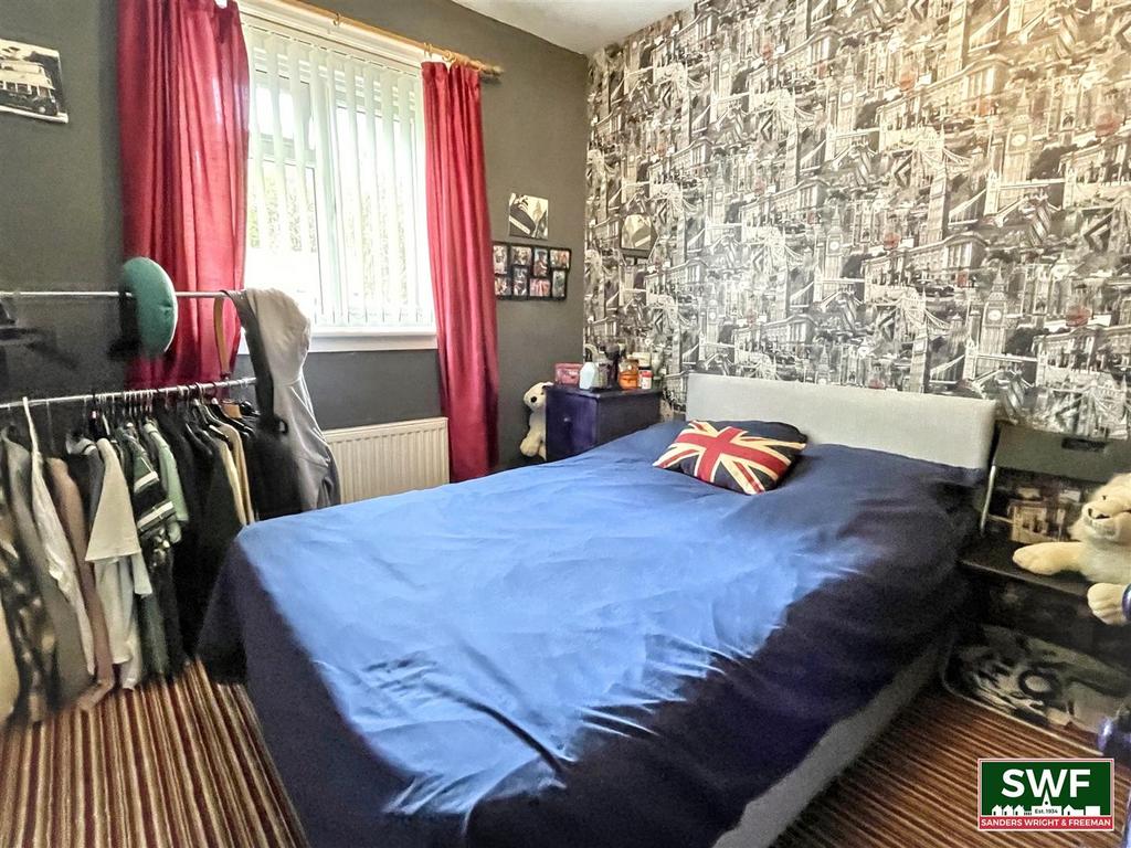 Bedroom3.2.jpg