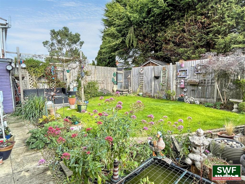 Garden2.jpg