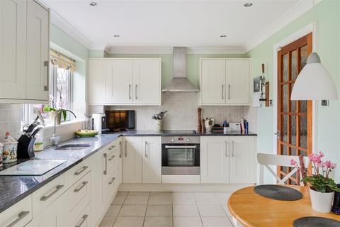 4 bedroom detached house for sale, Tadworth Park, Tadworth