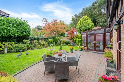 4 bedroom detached house for sale, Tadworth Park, Tadworth