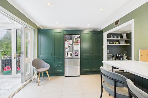 undefined, Dornford Gardens, Coulsdon CR5