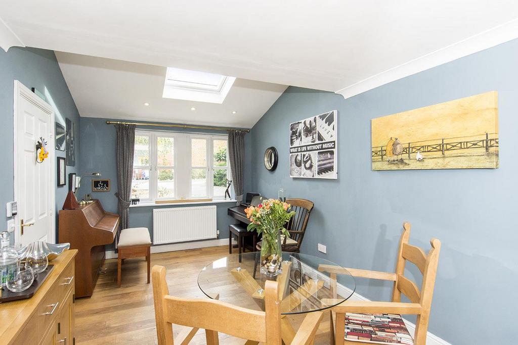 Dining/Family Room