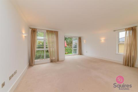 3 bedroom flat for sale, St. Vincents Lane, Mill Hill, London
