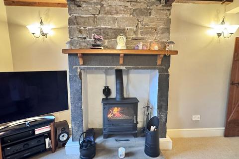 6 Coldwells Fold, Thurlstone, Sheffield, S36 9QD