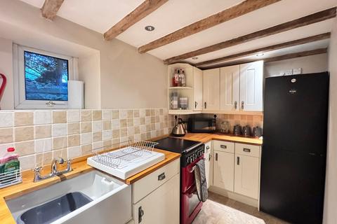 6 Coldwells Fold, Thurlstone, Sheffield, S36 9QD