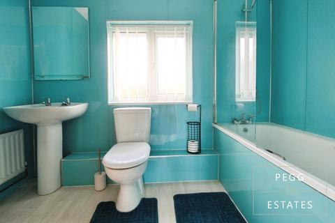 3 bedroom semi-detached house for sale, Torridge Avenue, Torquay
