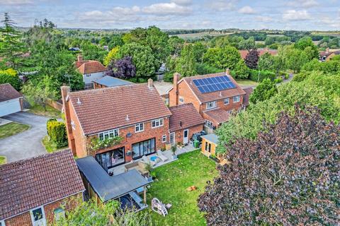 4 bedroom detached house for sale, Hylands Close, Barnston, Dunmow