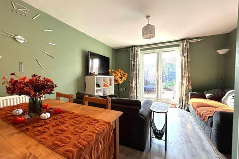 undefined, Lupin Walk, Evesham