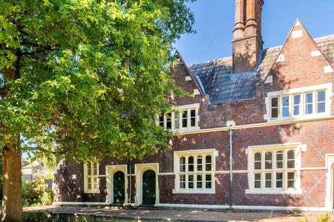 King William IV Gardens, Penge, London, SE20