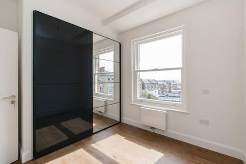 2 bedroom flat to rent, Churchfield Road, Acton, London, W3