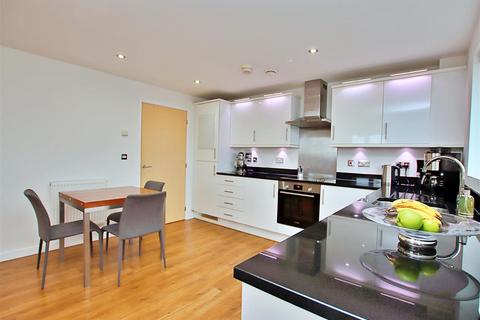 2 bedroom flat for sale, Mills Court,Todd Close, Borehamwood