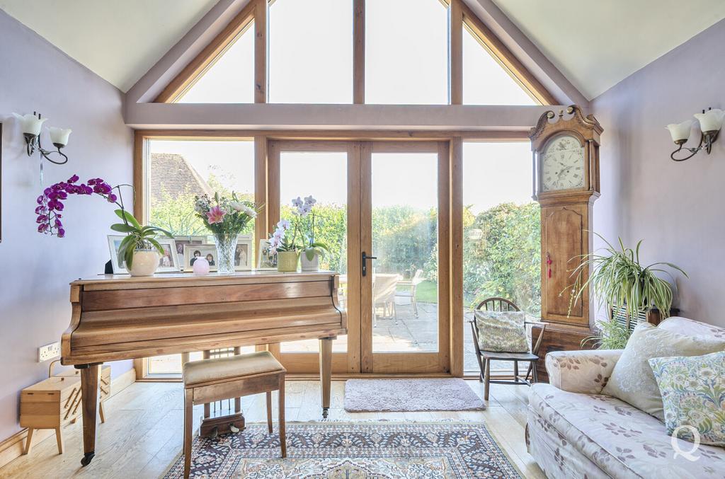 A261e735-b6a1-468...