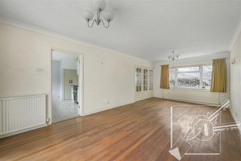 undefined, Bentley Close, New Barn, Longfield