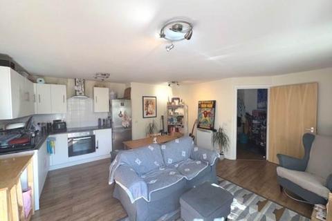 2 bedroom apartment for sale, Crown House, London, SE18 7DG